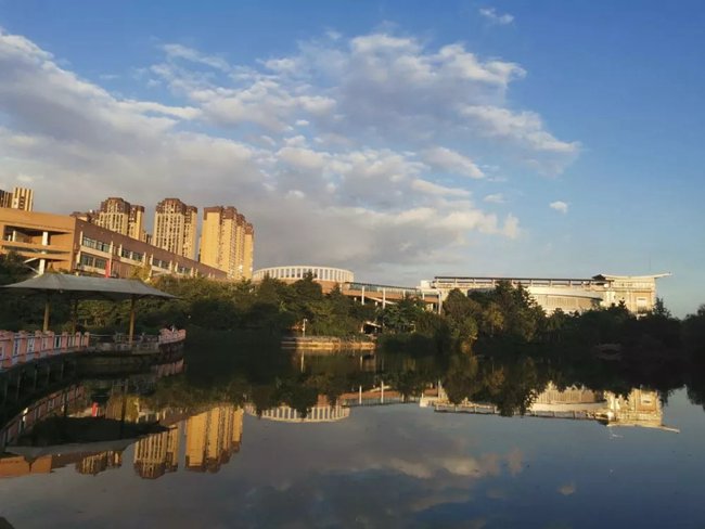 四川五月花技师学院